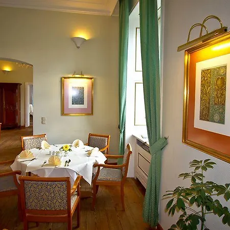 호텔 Park Schloss Rattey 4*